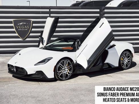 Used 2023 Maserati MC20 Coupe image 1