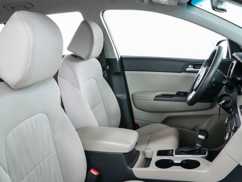 Used 2021 Kia Sportage LX FWD image 26