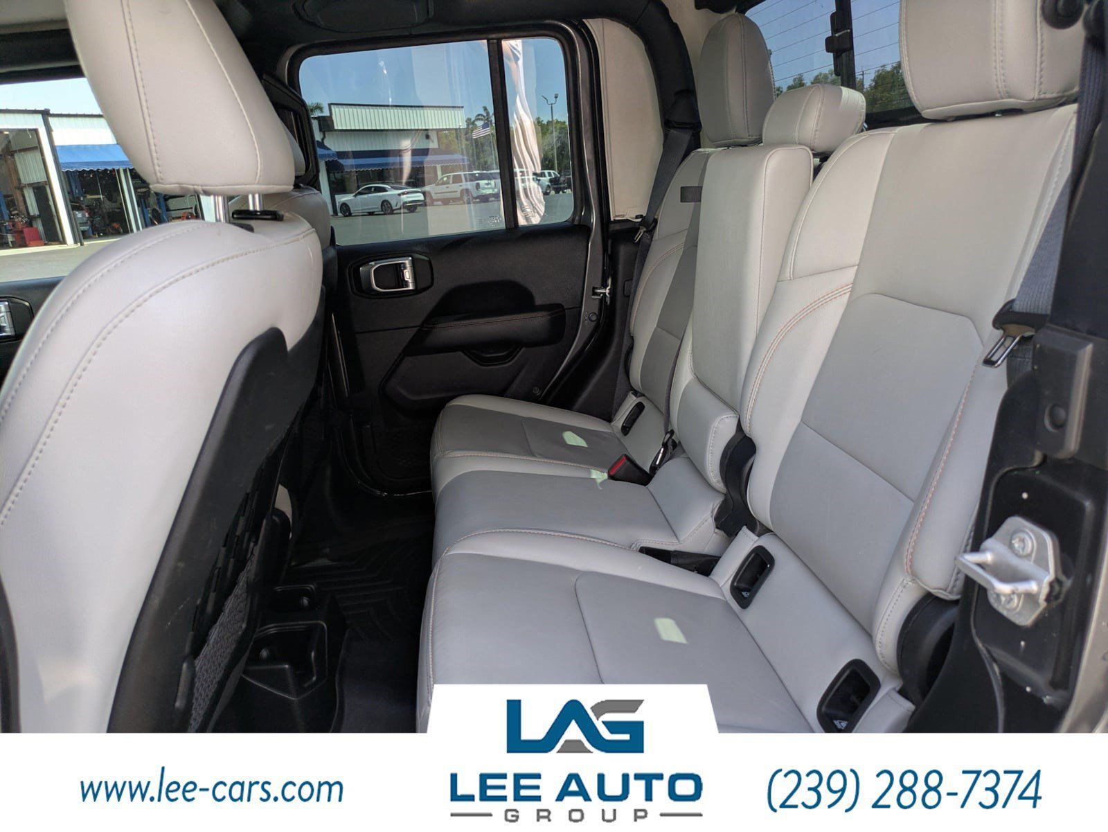 Used 2022 Jeep Gladiator Mojave w/ LED Lighting Group AWD/4WD image 11