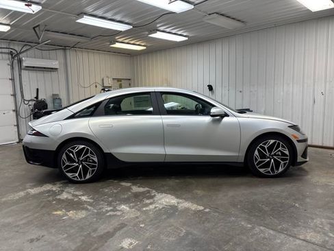 New 2025 Hyundai Ioniq 6 SEL image 6