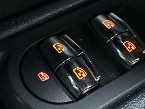 Used 2018 MINI Cooper Countryman image 29