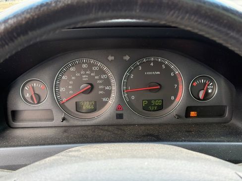 Used 2004 Volvo S60 2.4 FWD image 16