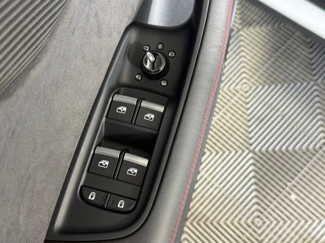 Used 2024 Audi RS Q8 w/ Black Optic Package AWD/4WD image 29