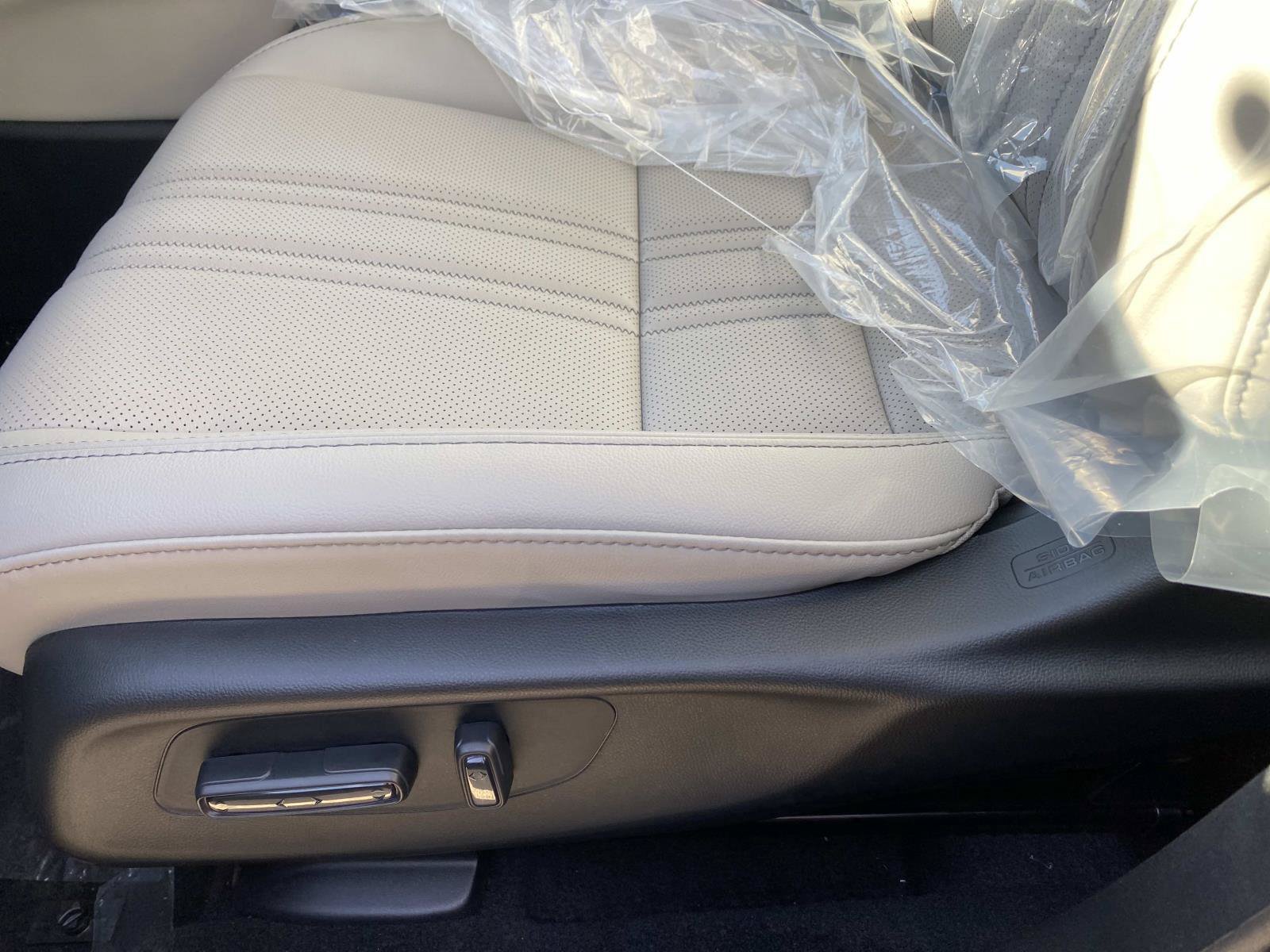 New 2027 Honda HR-V EX-L image 7