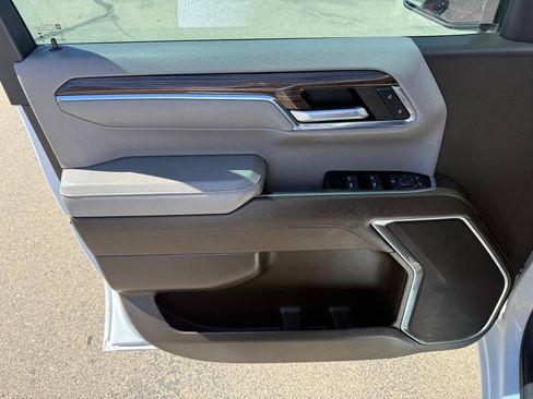 Certified 2023 Chevrolet Silverado 1500 LT AWD/4WD image 12