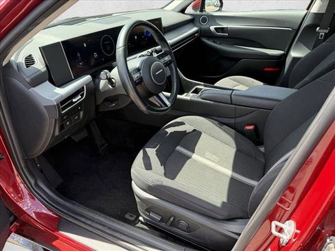 Certified 2024 Hyundai Sonata SEL w/ Convenience Package FWD image 9
