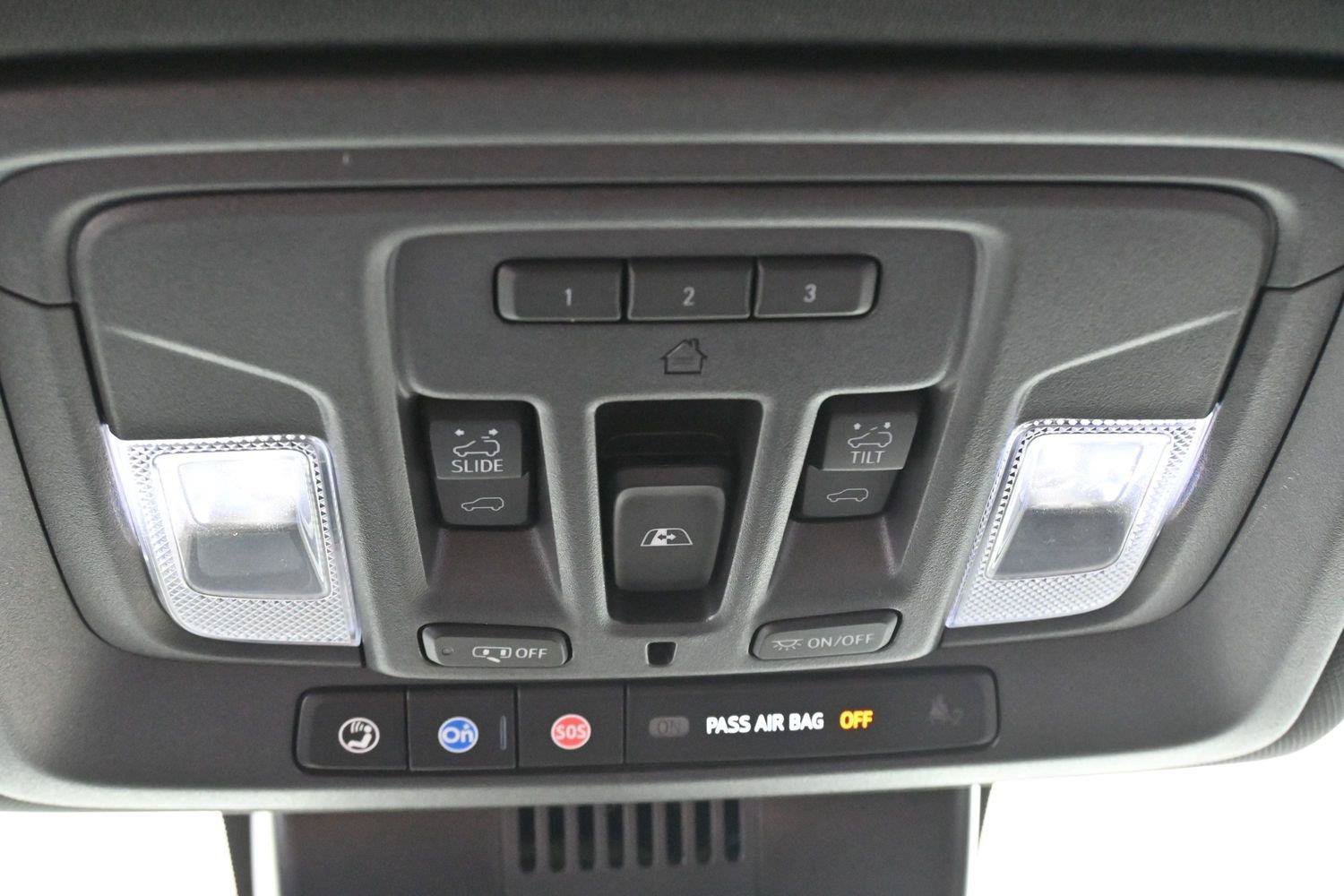 Used 2024 GMC Sierra 2500 AT4 w/ AT4 Premium Plus Package AWD/4WD image 29
