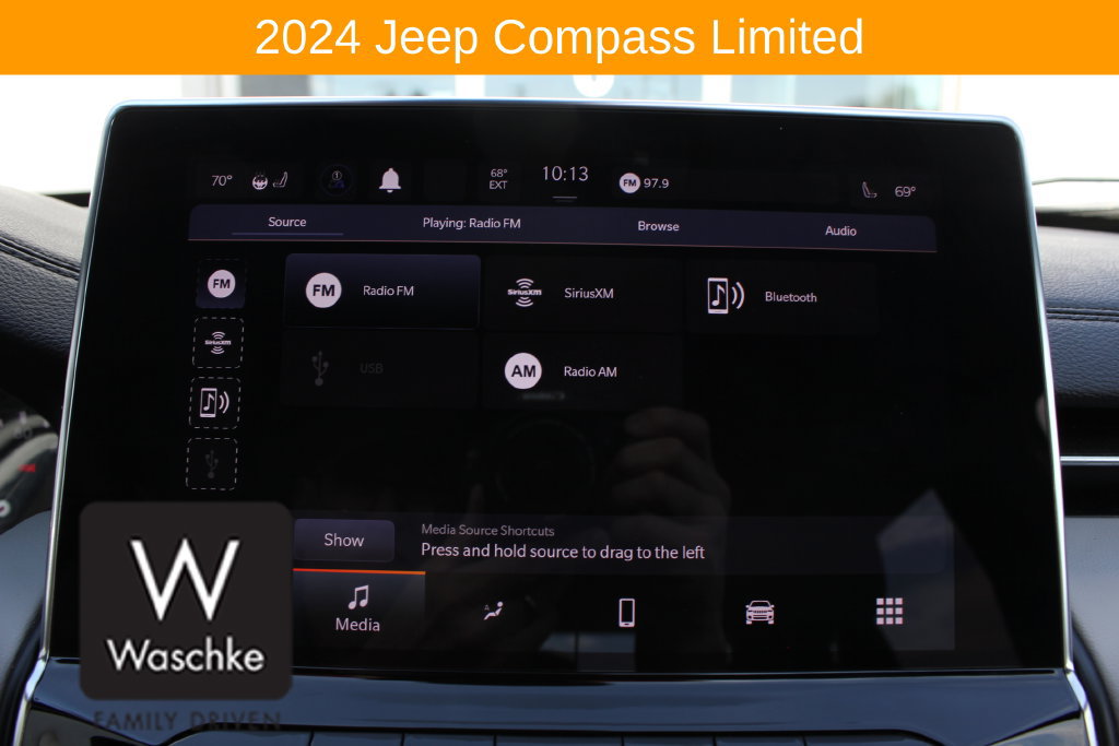 Used 2024 Jeep Compass Limited AWD/4WD image 46