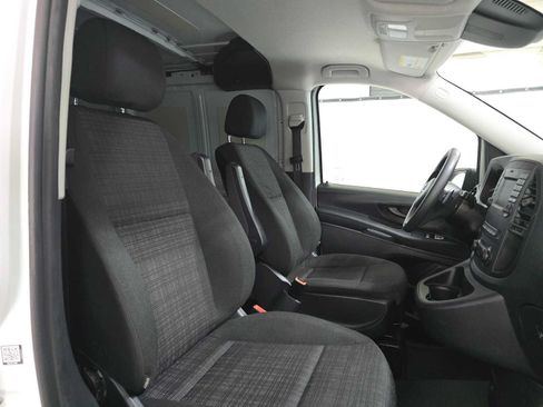 Used 2020 Mercedes-Benz Metris image 13