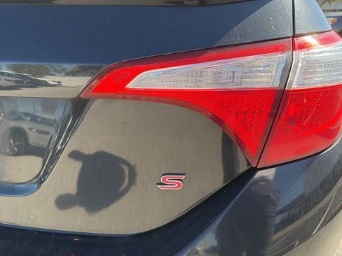 Used 2014 Toyota Corolla S image 13