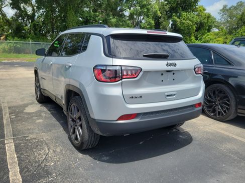 Used 2026 Jeep Compass Latitude AWD/4WD image 4