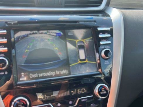 Used 2016 Nissan Murano Platinum w/ Platinum Technology Package FWD image 10