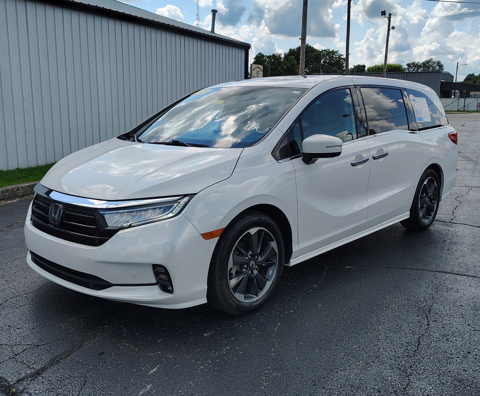 Used 2023 Honda Odyssey Elite image 1
