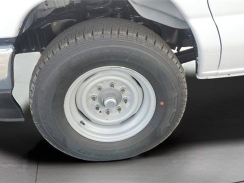 New 2026 Ford E-350 and Econoline 350 Super Duty w/ Power Equipment Group image 18