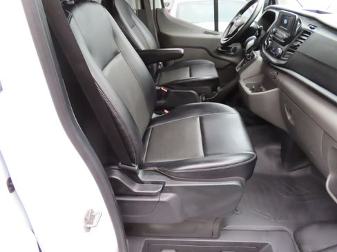 Used 2022 Ford Transit 250 Medium Roof AWD image 20