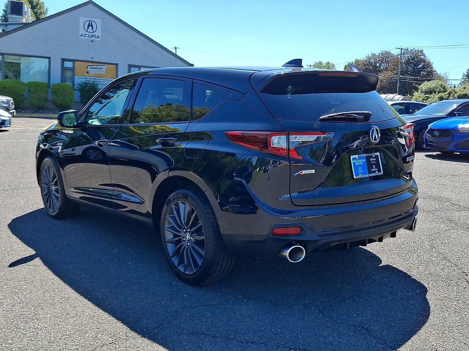 Certified 2023 Acura RDX w/ Advance Package AWD/4WD image 4