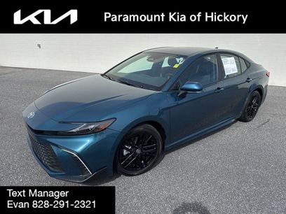Used 2025 Toyota Camry SE w/ Multimedia Upgrade Package