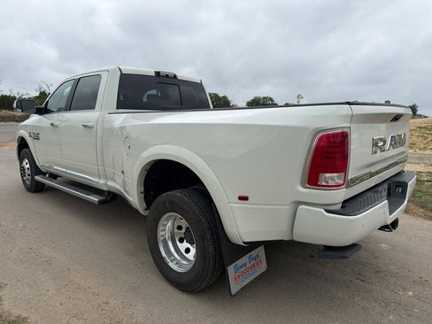 Used 2017 RAM 3500 Laramie Longhorn image 6
