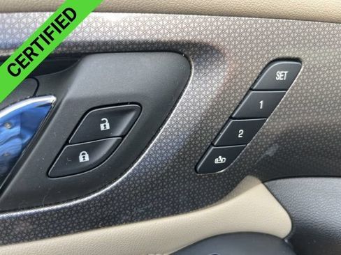 Certified 2023 Chevrolet Traverse Premier AWD/4WD image 14