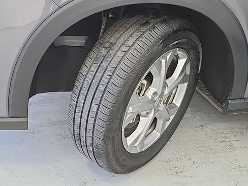 Certified 2024 Honda HR-V LX image 31