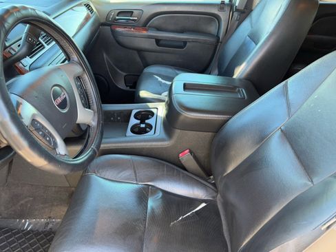 Used 2014 GMC Yukon SLT image 19