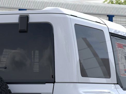 New 2025 Ford Bronco Raptor image 59