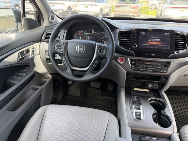 Used 2023 Honda Ridgeline RTL-E image 32