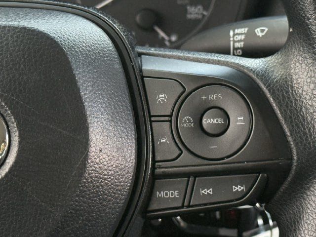 Used 2024 Toyota Corolla LE FWD image 15