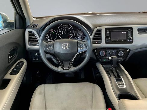 Used 2022 Honda HR-V LX image 8