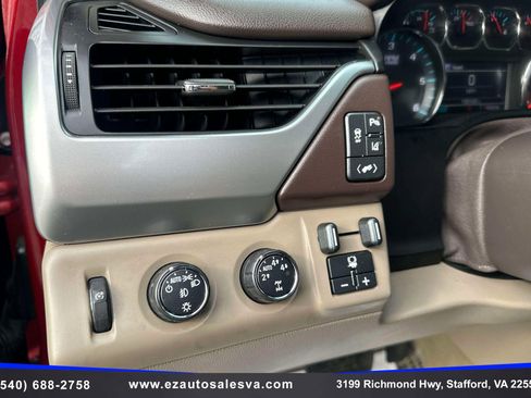 Used 2015 Chevrolet Suburban LTZ image 18