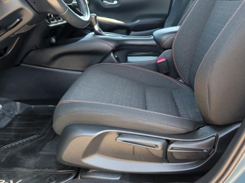 Used 2023 Honda HR-V Sport image 15
