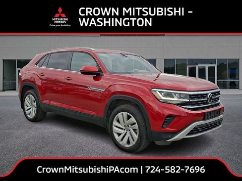 Used 2022 Volkswagen Atlas Cross Sport SE image 1