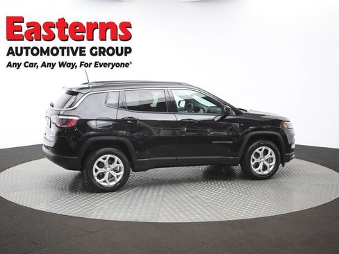 Used 2024 Jeep Compass Latitude AWD/4WD image 42