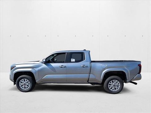 New 2025 Toyota Tacoma SR5 image 9