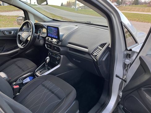 Used 2020 Ford EcoSport SE w/ SE Convenience Package image 38