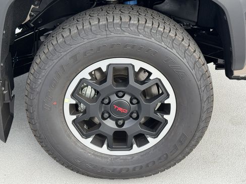 New 2026 Toyota Tacoma TRD Off-Road AWD/4WD image 15