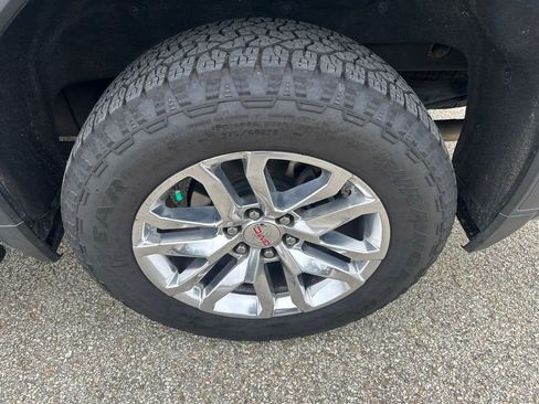 Used 2020 GMC Sierra 1500 SLT w/ SLT Premium Plus Package image 9