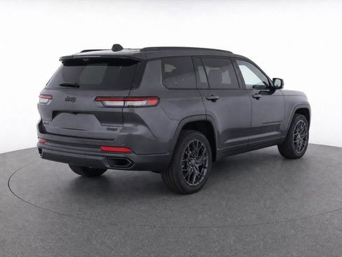 Used 2025 Jeep Grand Cherokee L Summit AWD/4WD image 6