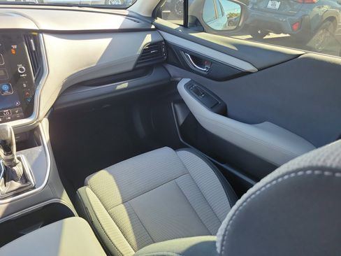 Used 2021 Subaru Outback Premium image 16