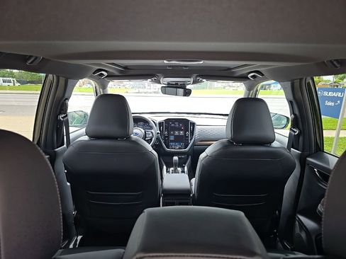 Used 2025 Subaru Forester Sport image 29