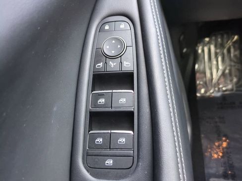 Used 2022 INFINITI QX60 Luxe w/ Performance Audio Package image 25