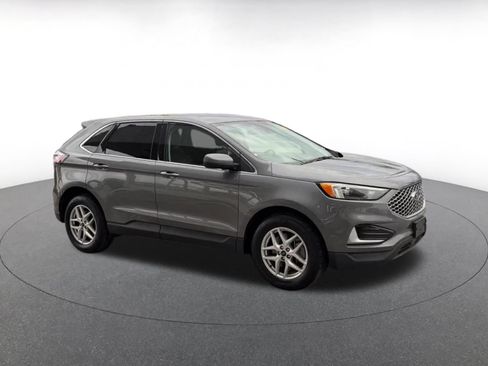Used 2024 Ford Edge SEL AWD/4WD image 2