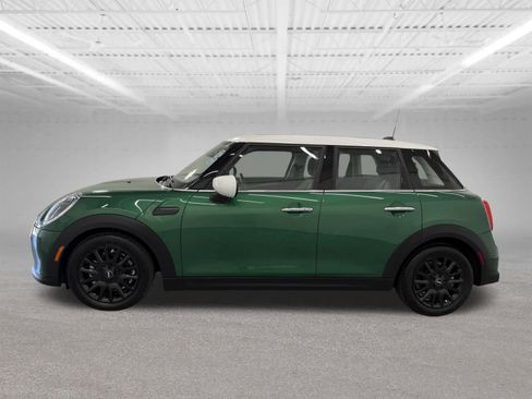 Used 2024 MINI Cooper 4-Door Hardtop FWD image 2