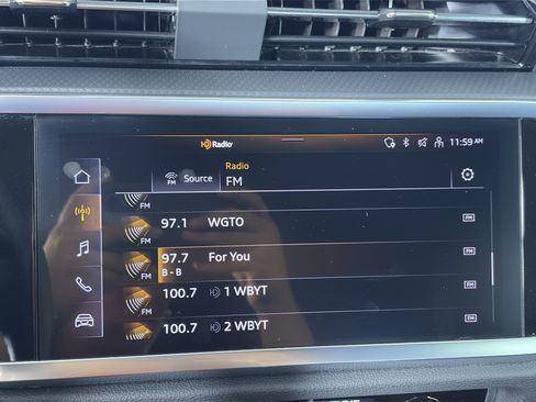 Certified 2025 Audi Q3 2.0T Premium AWD/4WD image 20
