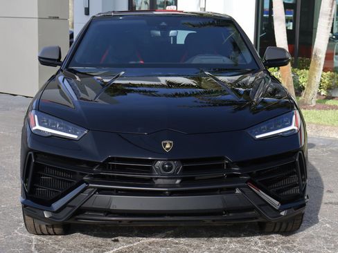 Used 2024 Lamborghini Urus S image 13