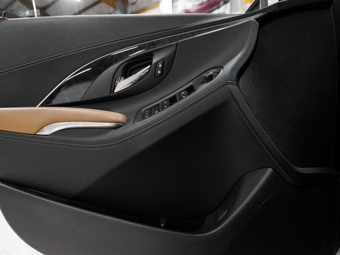 Used 2016 Buick LaCrosse Sport Touring image 14