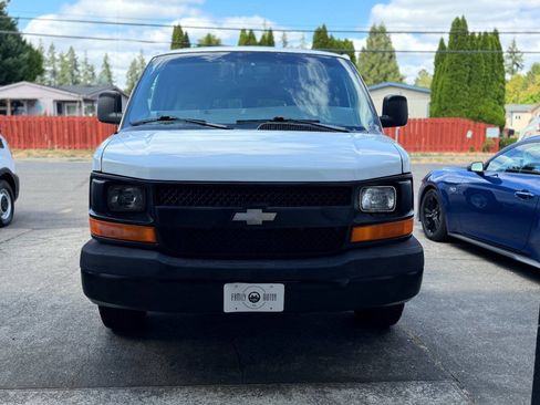Used 2003 Chevrolet Express 3500 Extended Passenger RWD image 10