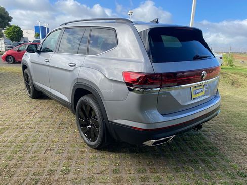 New 2026 Volkswagen Atlas SE FWD image 23