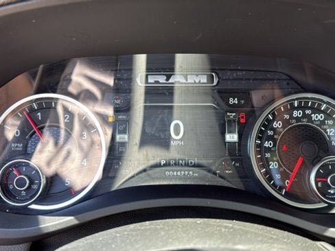 Used 2024 RAM 2500 Laramie w/ Safety Group AWD/4WD image 18