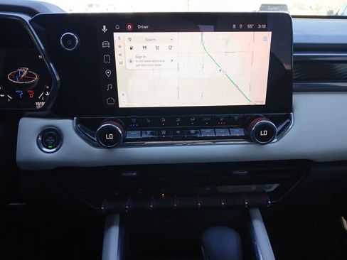 Used 2023 GMC Canyon AT4X image 37